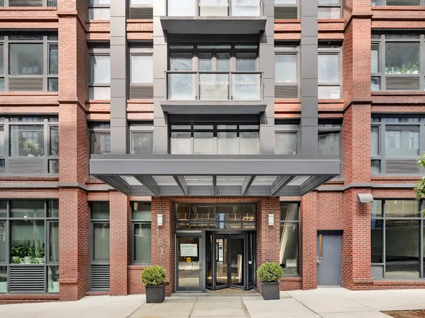 181 Front Street image 8 of 13