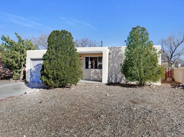 812 Alvarado Dr SE, Albuquerque, NM 87108