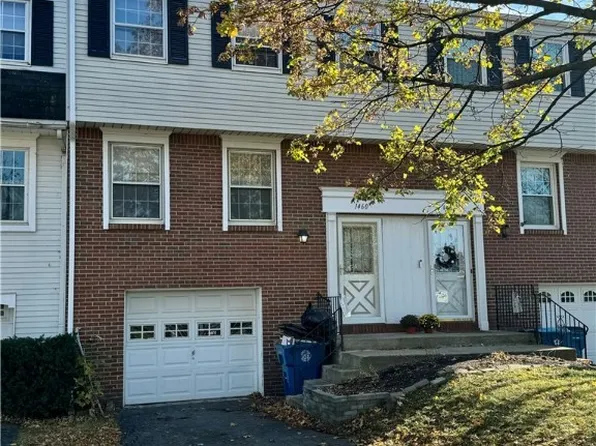 1460 Independence Dr, Angola, NY 14047