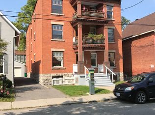421 Lisgar St #6, Ottawa, ON K1R 5G9