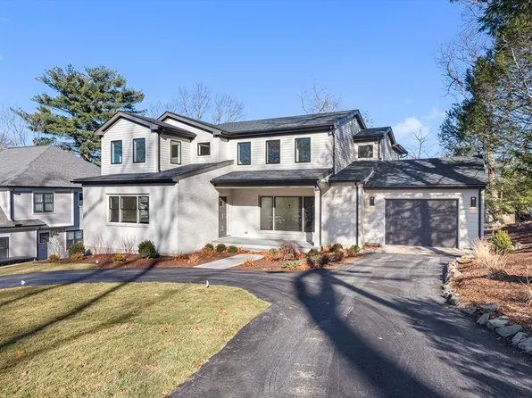 19 Laurel Hill Ln, Winchester, MA 01890