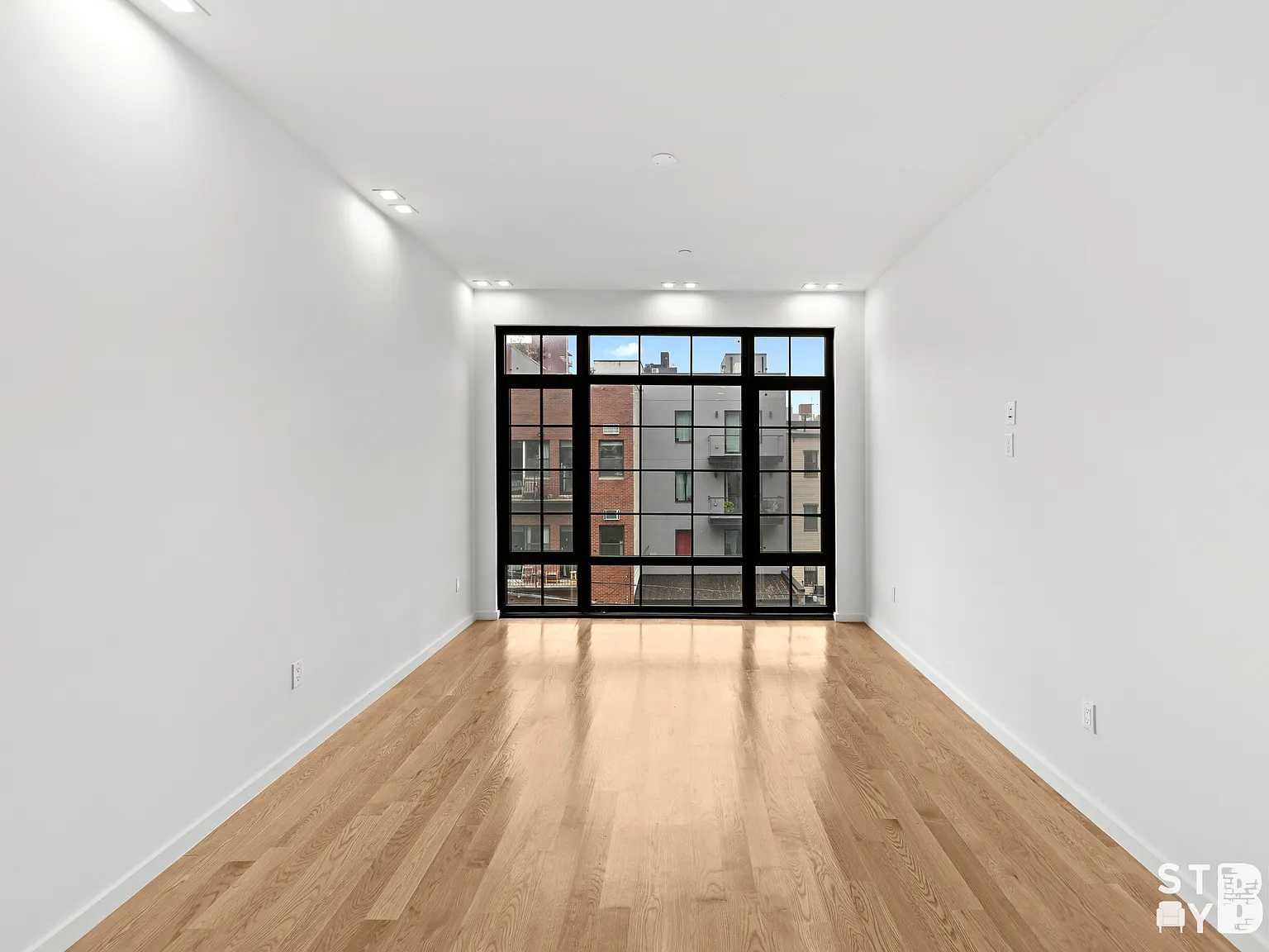 209 Jackson Street — Photo 3