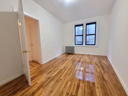 Rented by Bruma Realty LLC | media 2