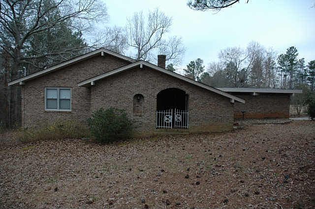 2nd image of 608 Seminole Dr