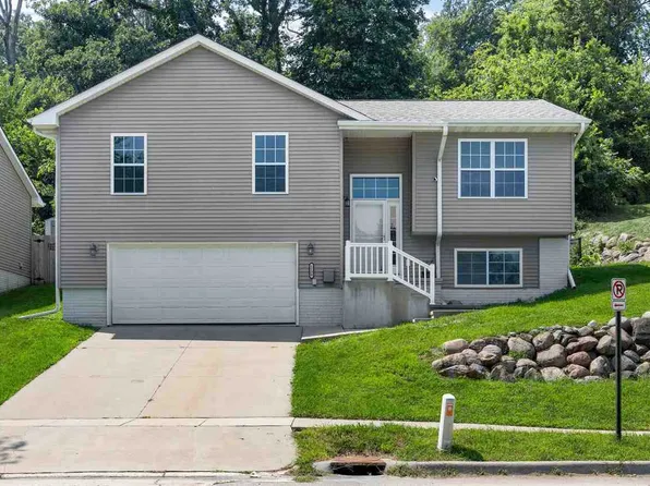 1130 13th St NW, Cedar Rapids, IA 52405