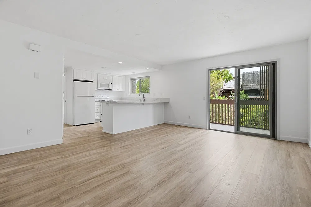 1 bed, 630 sqft, $3,300 — Photo 1