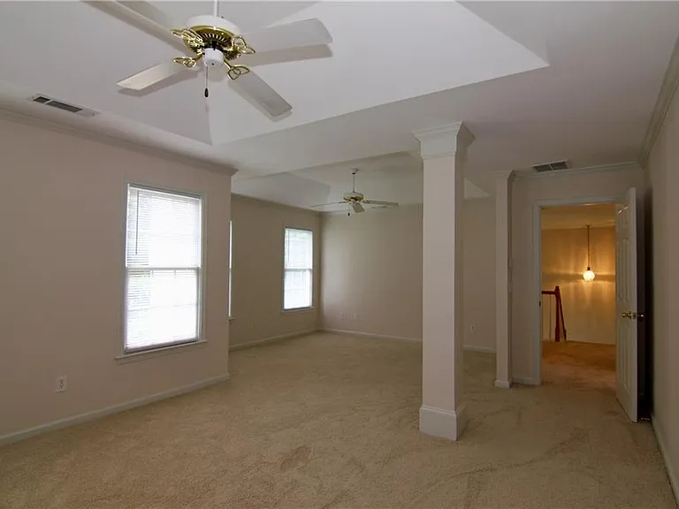 3060 Winston Terrace Ct — Photo 13