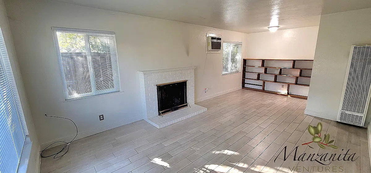 3 bed, 1050 sqft, $2,200 — Photo 4