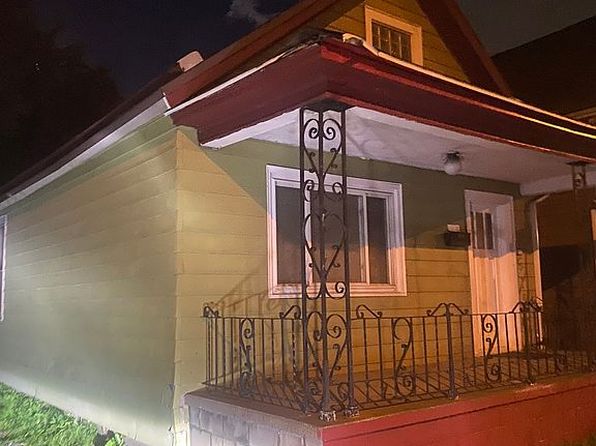 299 Smith St