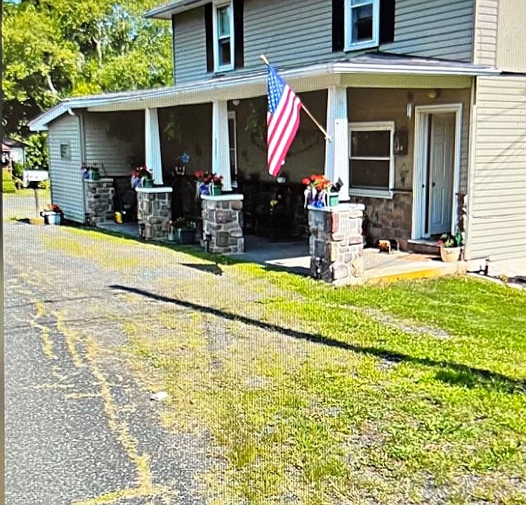 1st image of 2221 N Rockhill Rd #1