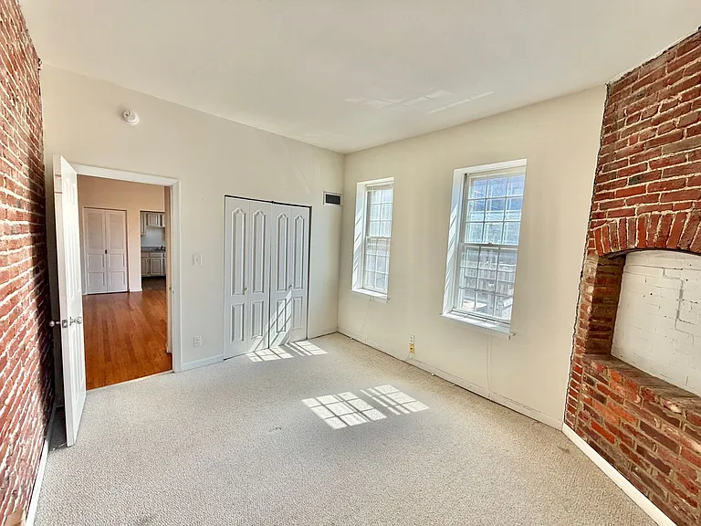 1718 Corcoran St NW #22 — Photo 12