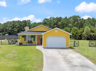 111 Foxtrail Dr, Hubert, NC 28539