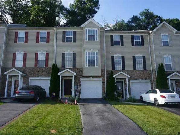 364 Bruaw Dr, York, PA 17406