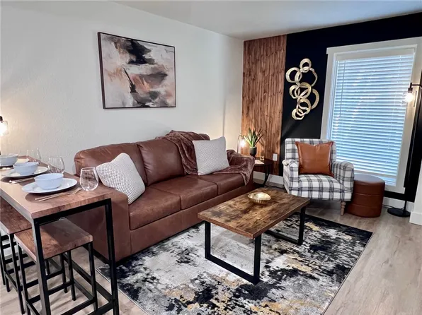 403 Veterans Blvd #F-2, Branson, MO 65616