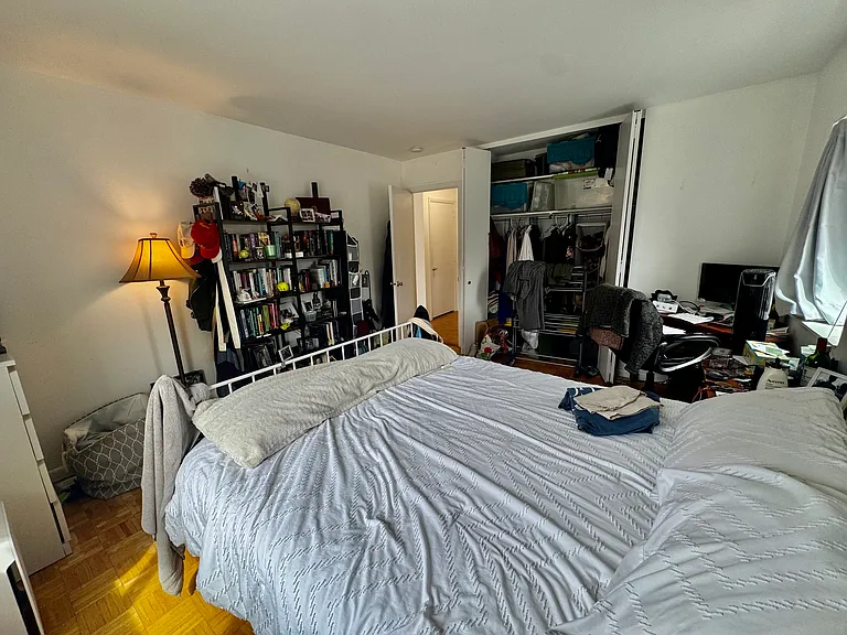 2 Larose Pl #15 — Photo 8