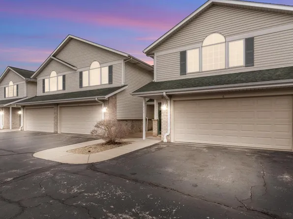 622 Shepherds DRIVE #6, West Bend, WI 53090