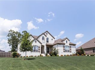 2246 Riverfront Ln, Fayetteville, AR 72703