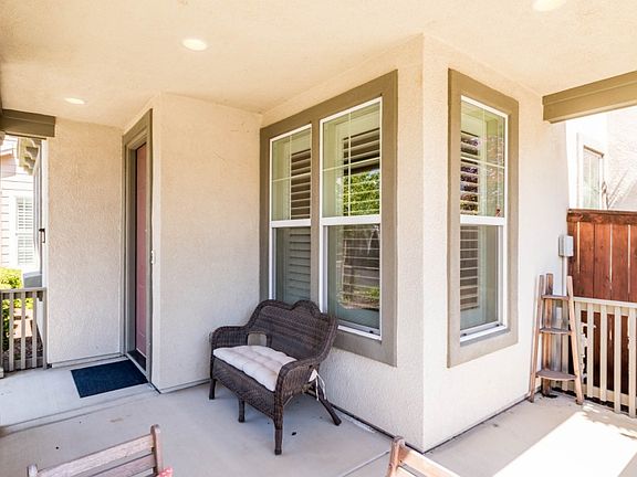 5th image of 3072 Parkham Dr