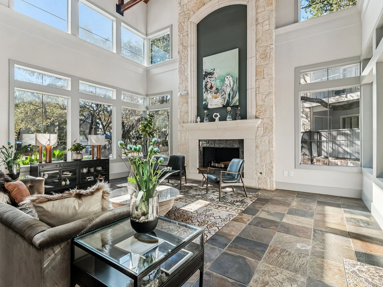Rock Canyon Apartments — Photo 2