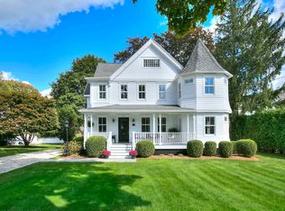 216 Main St, New Canaan, CT 06840