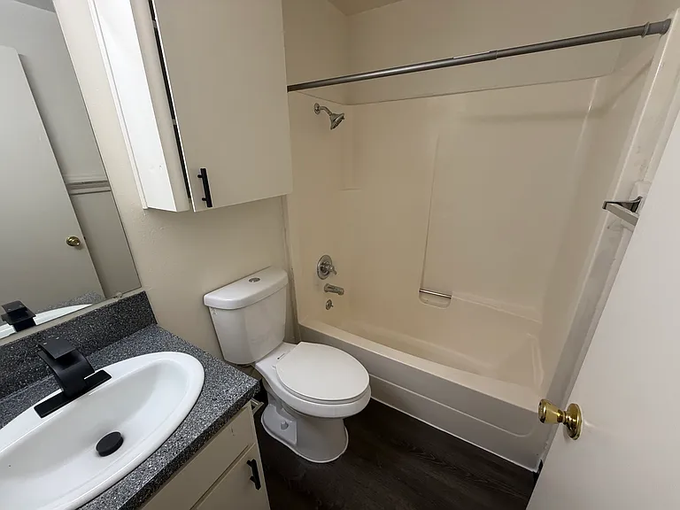 Forest Grove Apartments — Photo 13