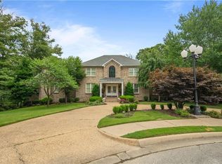 218 Ridgefield St, Bentonville, AR 72712