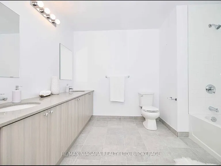 7711 Green Vista Gate #SUB_PENTHOUSE-914 — Photo 10