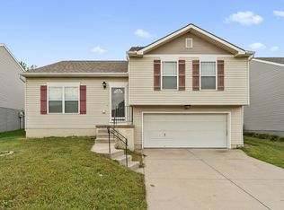 8116 S 161st Ter, Omaha, NE 68136