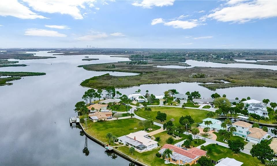 1st image of 11971 W Bayshore Dr