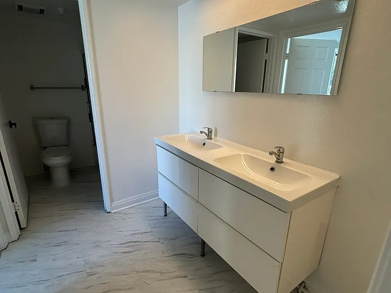 313 E Pine St #9 — Photo 13