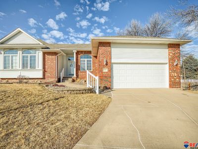 724 Villa Plz, Papillion, NE, 68046