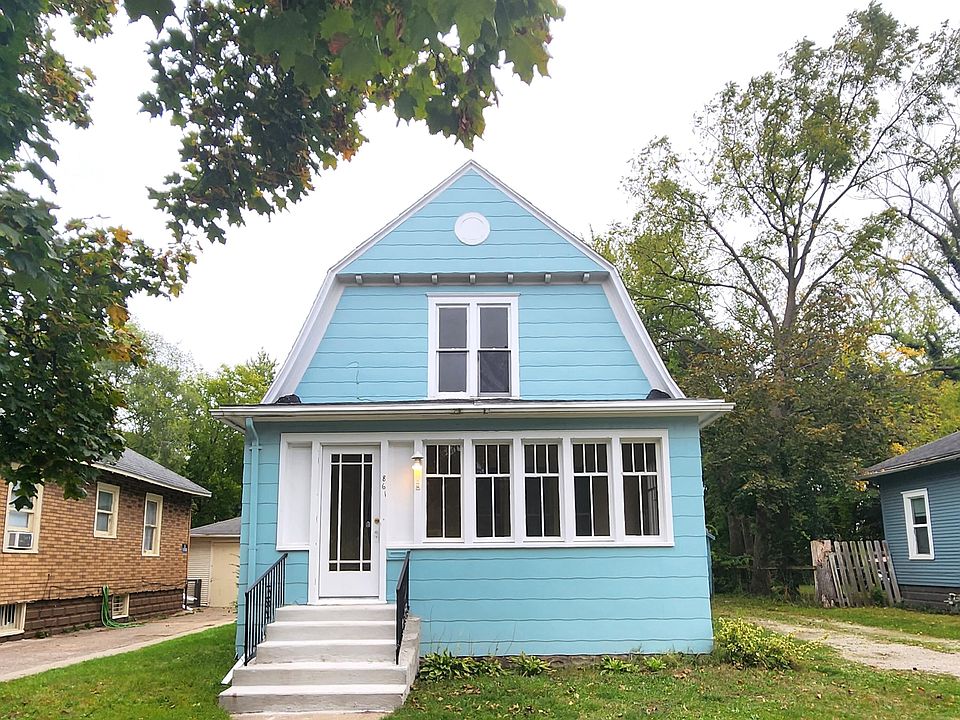 1st image of 861 Pearl St
