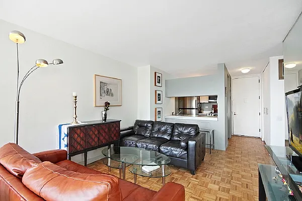 Sold by Corcoran | media 22