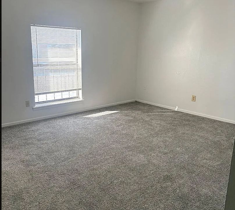 1st image of 5804 S Harvey Ave #5816A
