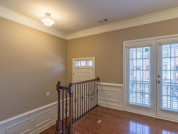 4th image of 2832 Seneca Creek Ln SE #4