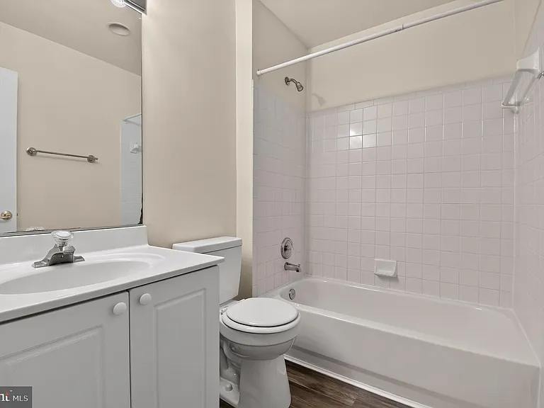 3975 Cressida Pl — Photo 17