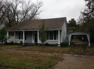495 Washington St, Macon, MS 39341