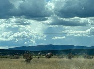 118 El Cielo Azul Cir, Edgewood, NM 87015