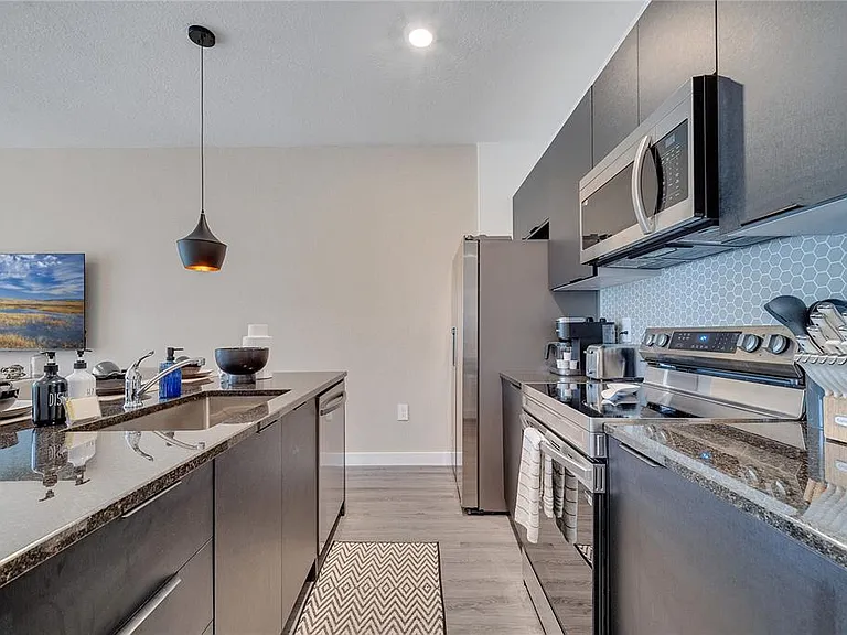 3205 Energy Dr — Photo 14