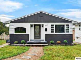 6107 Seward St, Omaha, NE 68104