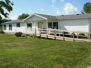 9240 W Strawberry Ln, Linton, IN 47441