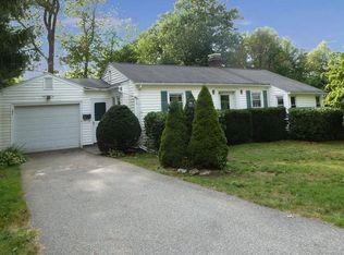 4 Crestwood Rd, Paxton, MA 01612