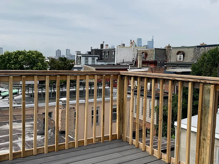 1026 N Randolph St #A — Photo 24