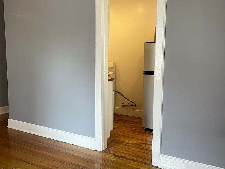 1275 N Pearl St #B11 — Photo 33