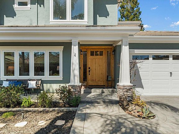 3rd image of 1819 W Hacienda Ave