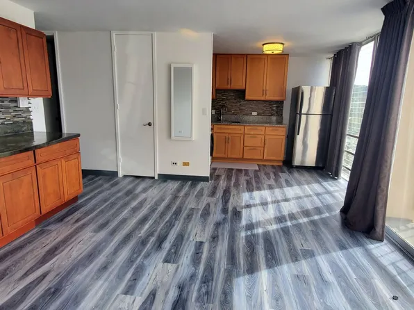 1702 Kewalo St, Honolulu, HI