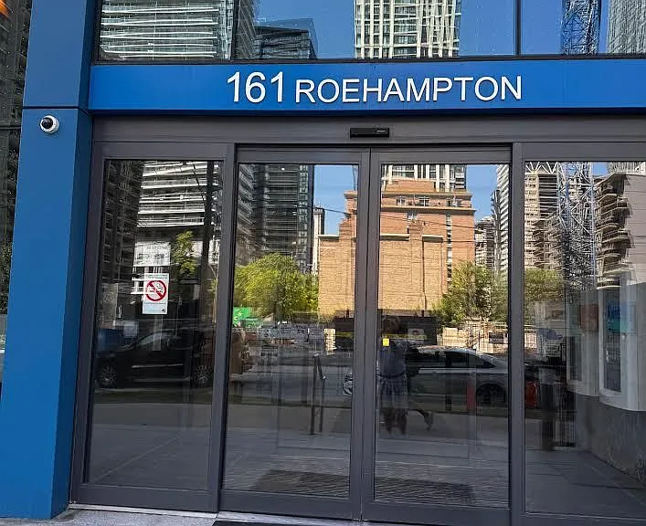 161 Roehampton Ave #4312 — Photo 4