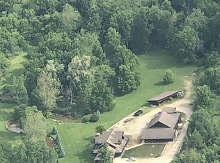 6962 Burton Rd, Adrian, MI 49221