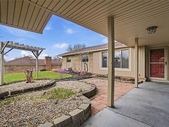 5th image of 7521 Glenhurst Dr