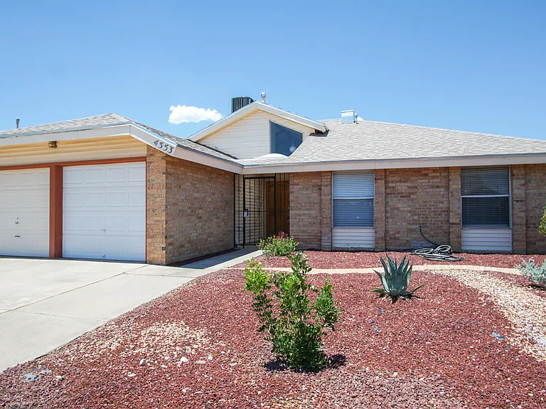4553 Gen Maloney Cir — Photo 2